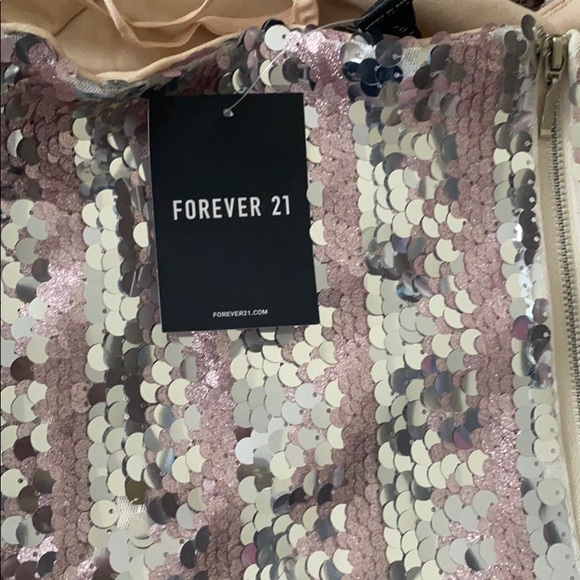 sequence dress - Picture 5 of 5